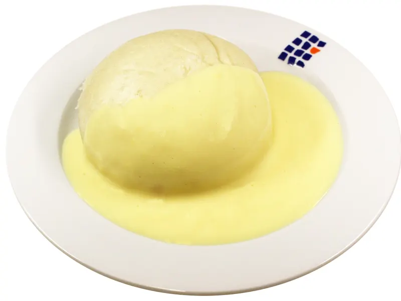 Germknödel mit Pflaumenmusfüllung
